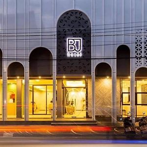 Bj City Hotel